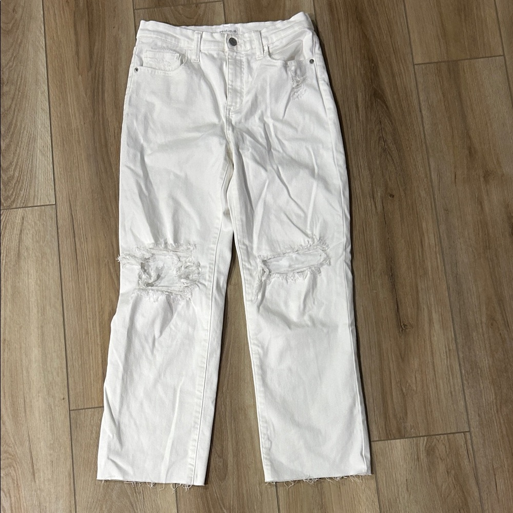 Vestique White Straight Leg Jeans